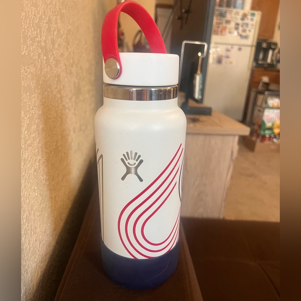 Rare USA hydro flask